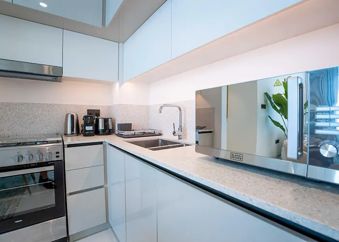 Veluxa - Luxe 2Bed In Beachfront