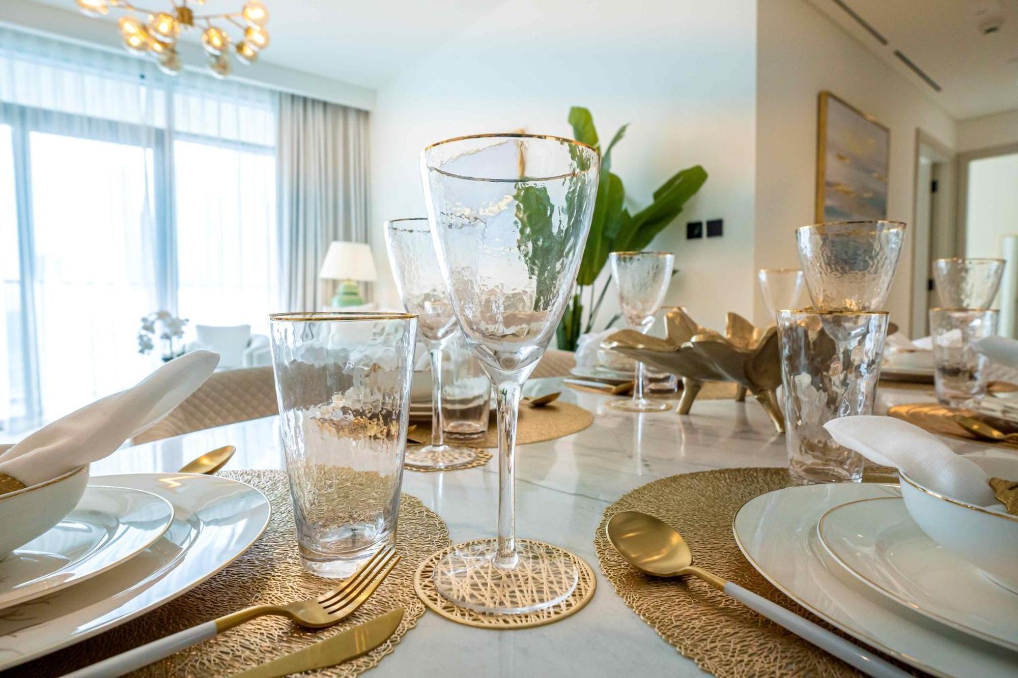 Veluxa - Luxe 2bed In Beachfront * دبي